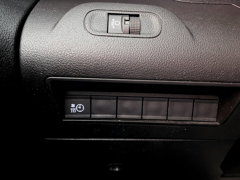 Bild på Peugeot Partner PRO 1.5 BHDi  130hk Aut L1 DRAG VÄRMARE