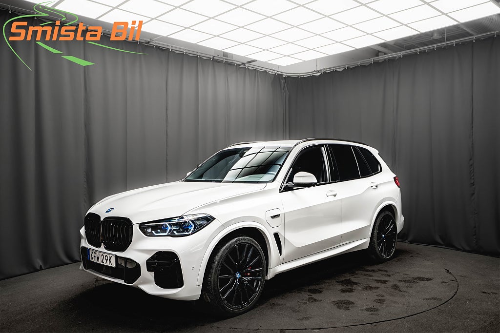 BMW X5 xDrive45e M Sport LASER 22'' LUFT DRAG MOMS 394hk