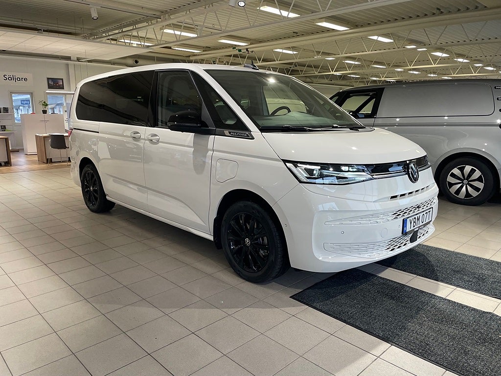 Volkswagen Multivan T7 Life "Lång" e-Hybrid 4-Motion