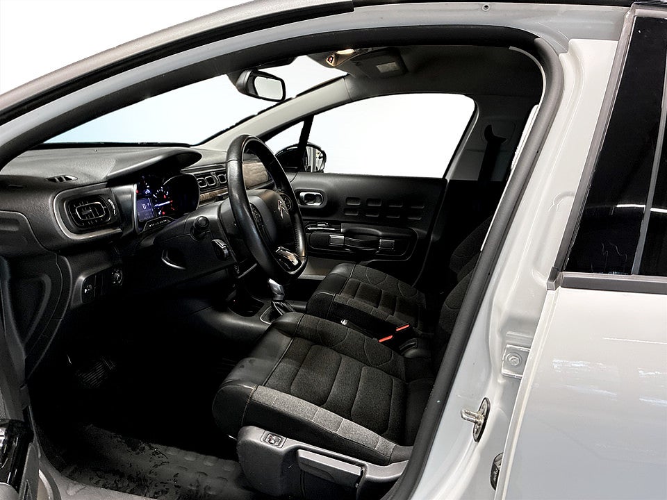 Bild på Citroen C3 Shine 1,2 PT 110hk Aut BACKSENSORER
