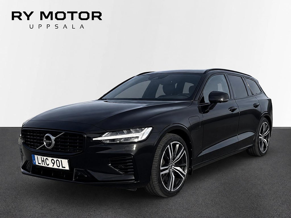 Volvo V60 Recharge T6 AWD 341hk | R-Design | Panorama | SE SPEC