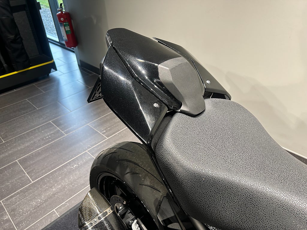 Kawasaki Z900 Performance/Helsystem/Stealth/Tail-tidy/757 mil