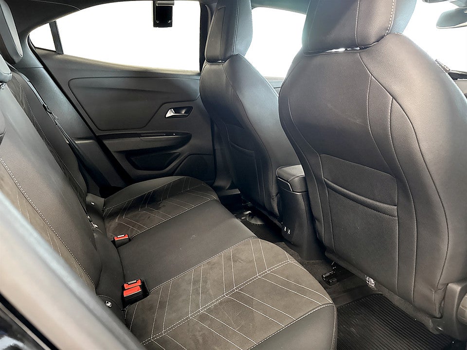 Bild på Opel Mokka Ultimate 1.2 Turbo 130hk Aut B-KAMERA CARPLAY