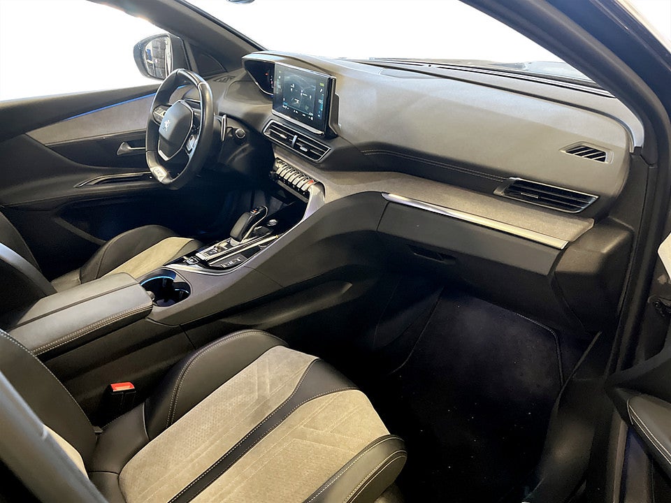 Bild på Peugeot 3008 GT HYBRID4 300hk Aut AWD KAMPANJRÄNTA 3,99%