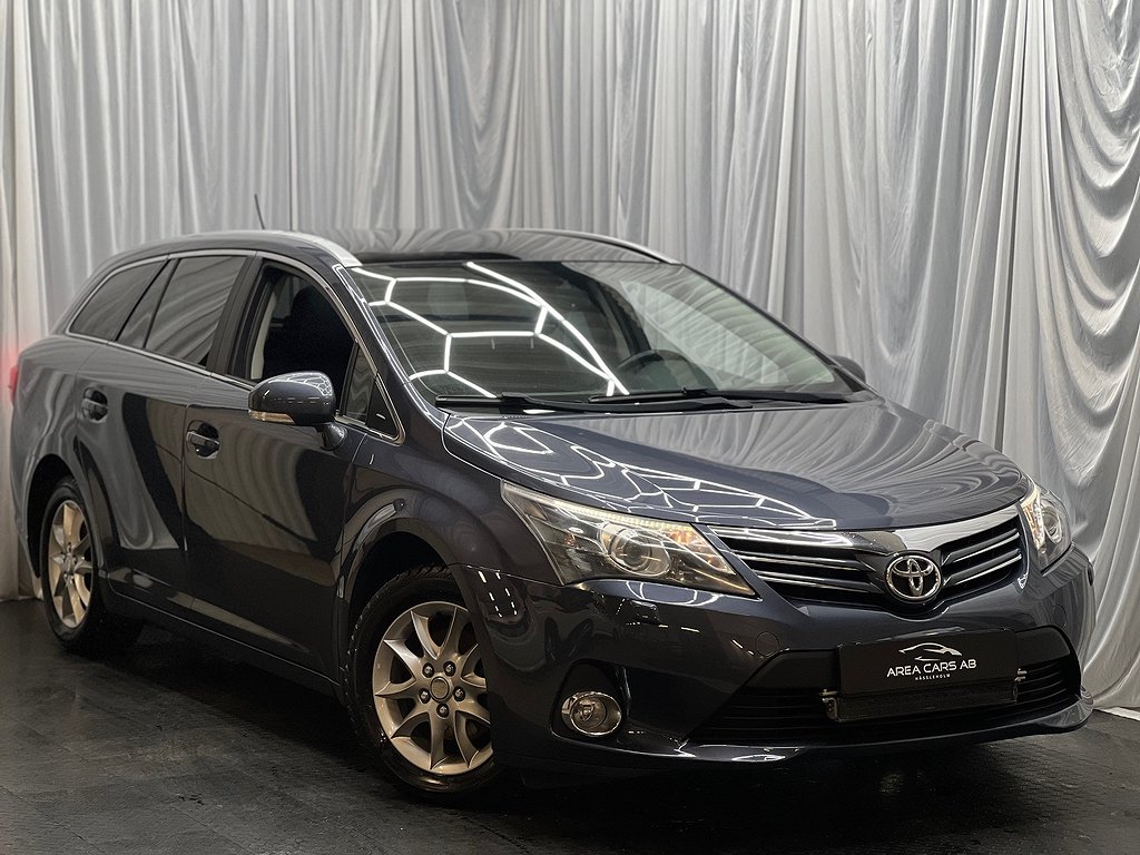 Toyota Avensis Kombi 2.0 D-4D 124hk Edition 50/Panorama