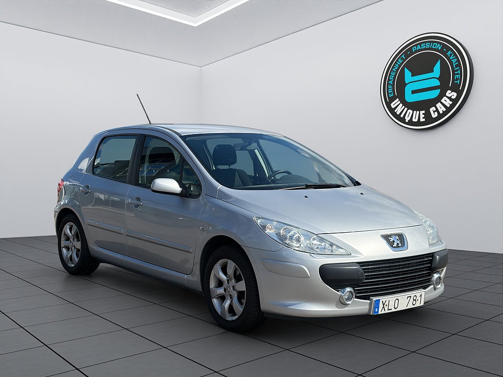Peugeot 307 5-dörrar | 2.0 | 140hk | 3 brukare | Lågmilare |