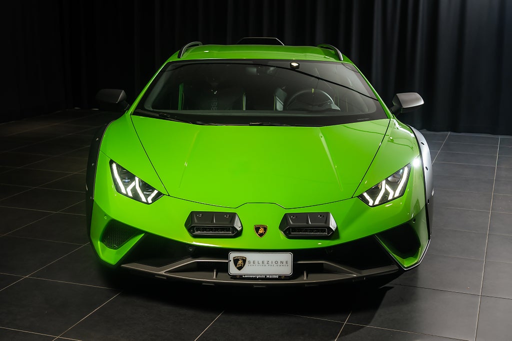 Gallery image 4 of 17