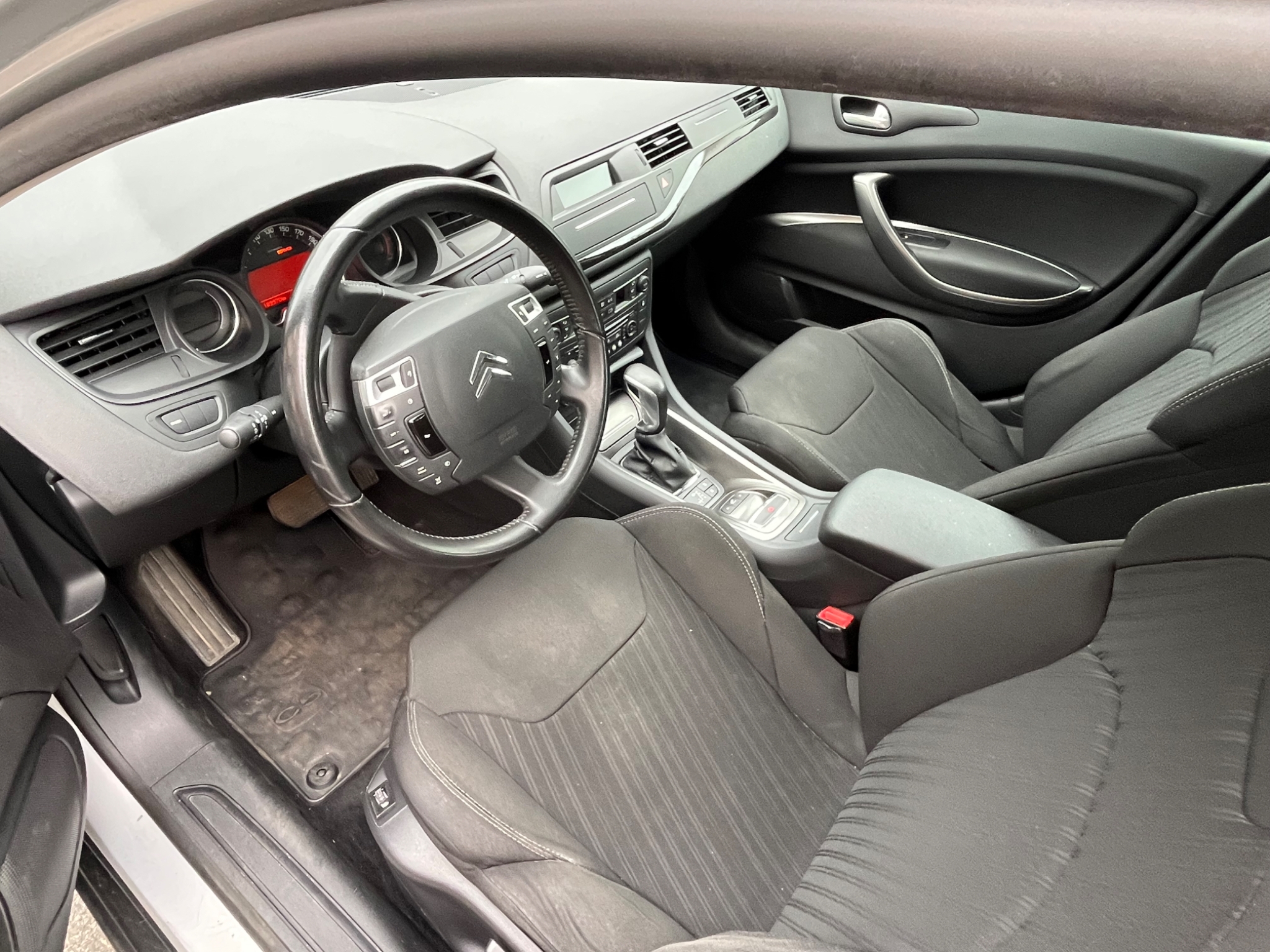 Citroen C5 Sedan 2009, bild 4/10