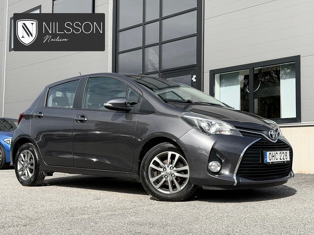 Toyota Yaris 5-dörrar 1.33 Dual VVT-i Active Back Kamera Låg skatt