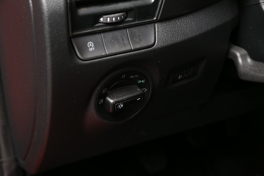 Skoda Fabia 1,2 TSI Style 90hk Kombi Motorvärmare 2016