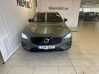 Volvo V60 T5 R-Design/M-värm/Navi/Pano/360°/Rattvärme/H&K