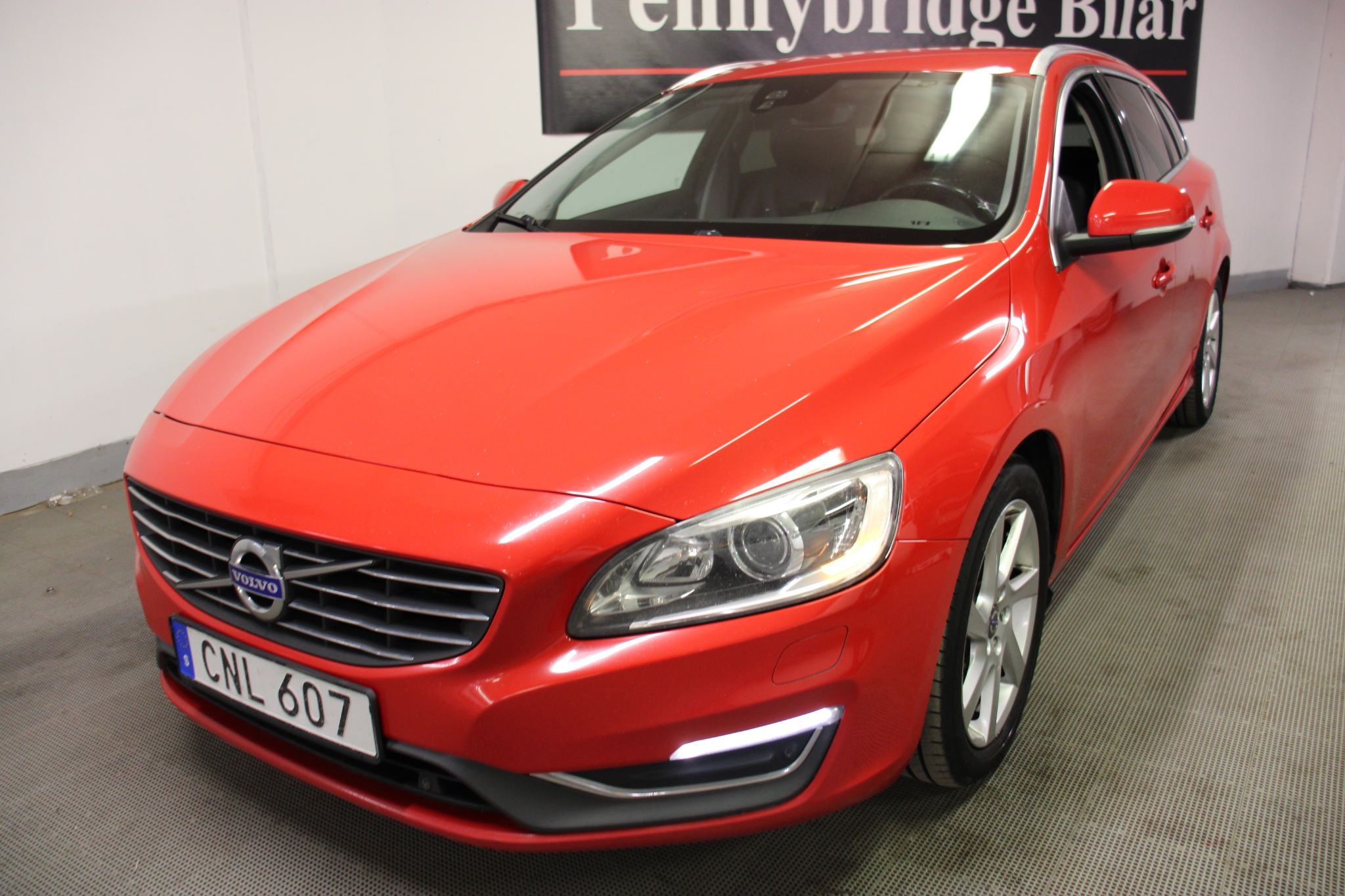 Volvo V60 T5 245Hk Bi-Fuel 2018, bild 7/10
