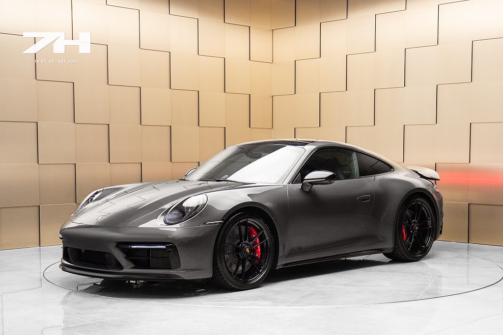 Porsche 911 Carrera GTS PDK 992.1 / Taklucka / 18-Vägs / BOSE