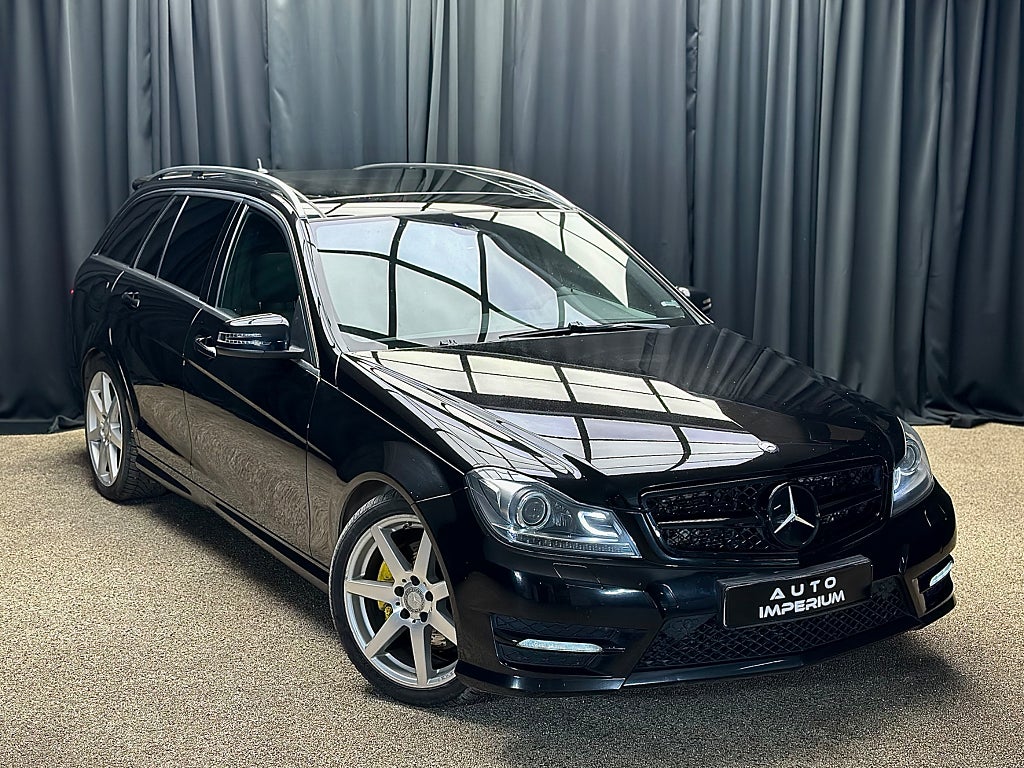 Mercedes-Benz C 300 T CDI 4M AMG Line Pano Drag B-Kamera Värmare 231hk