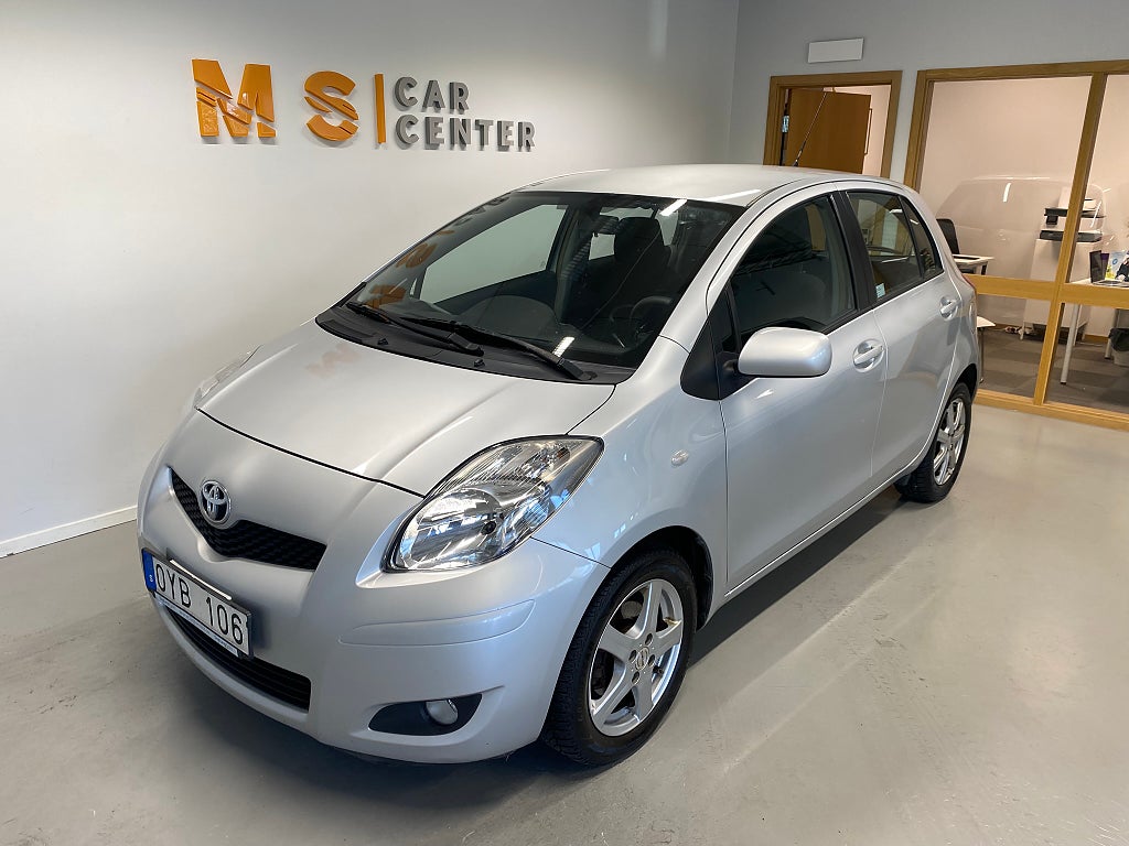 Toyota Yaris 5-dörrar 1.33 Dual VVT-i MultiMode Nyservad Automat