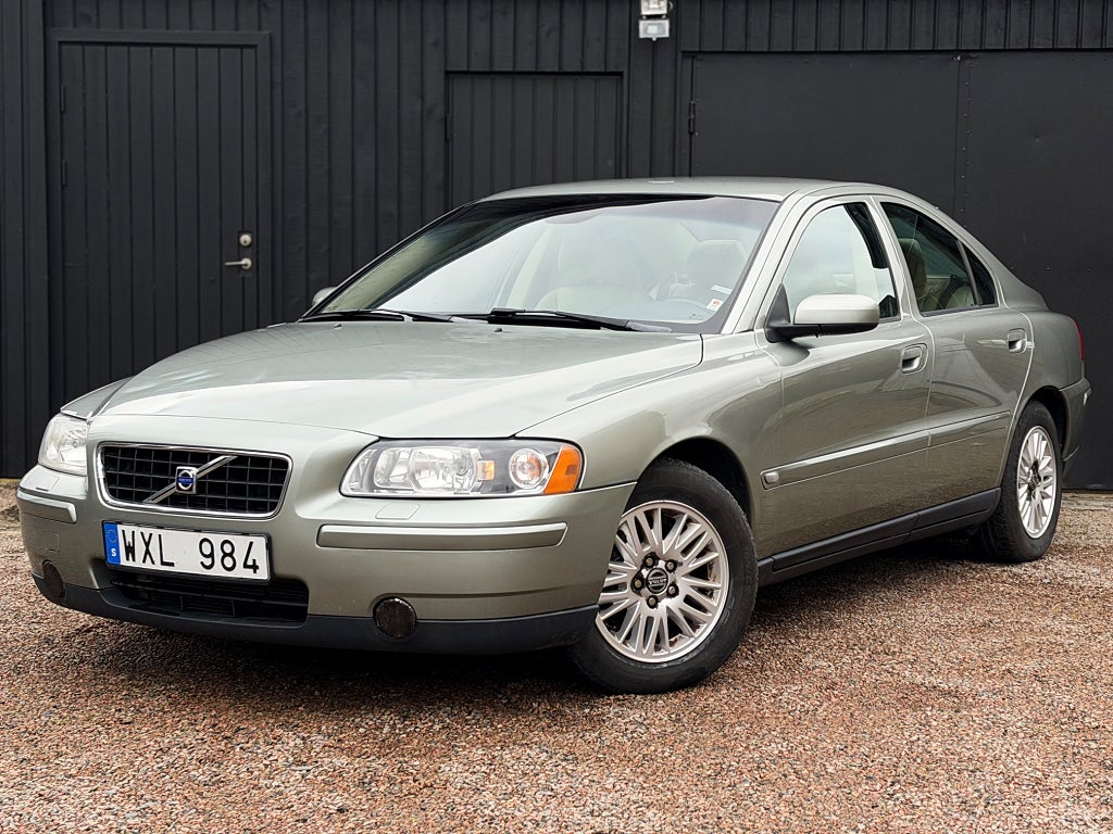 Volvo S60 2.4 Business, GPS, Xenon, Backsensorer, Drag mm