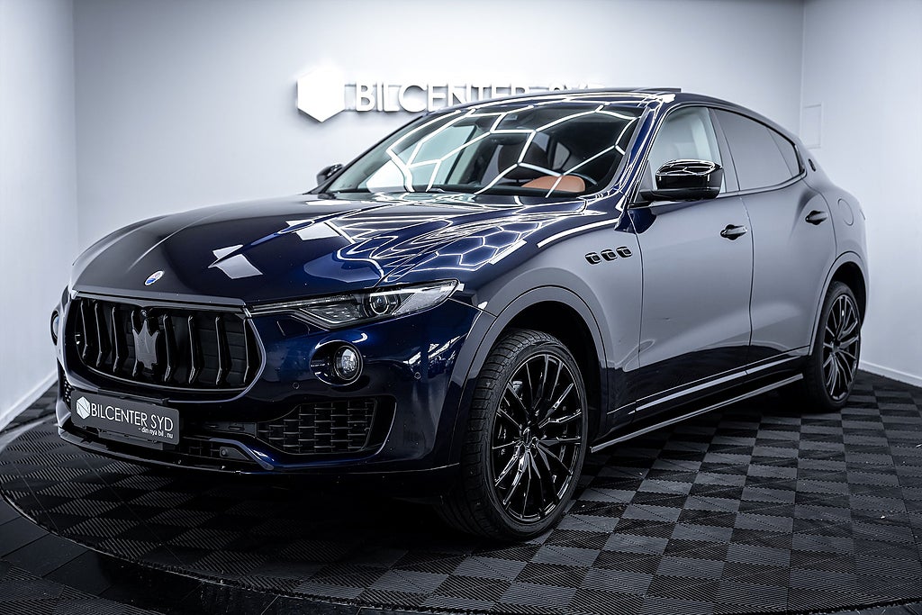 Maserati Levante S |430 hk|Panoramaglastak |Navigation|360°|430 hk