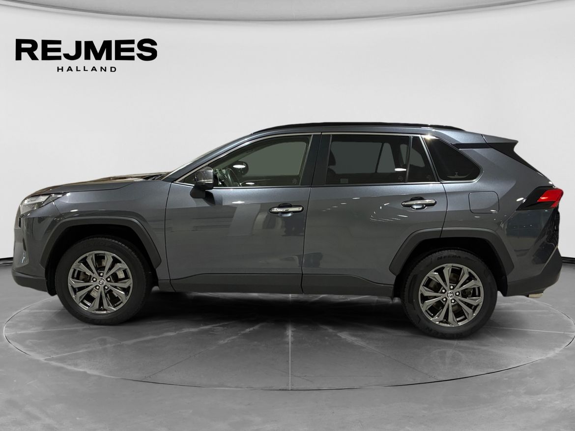 Toyota RAV4 2022, photo 3/10