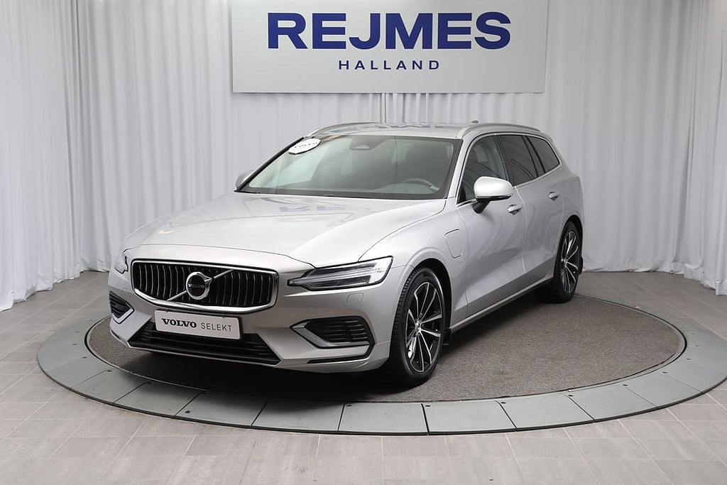 Volvo V60 T6 Plus Bright Edition |Drag |Kamera |Läder |Elstol |Mörkton