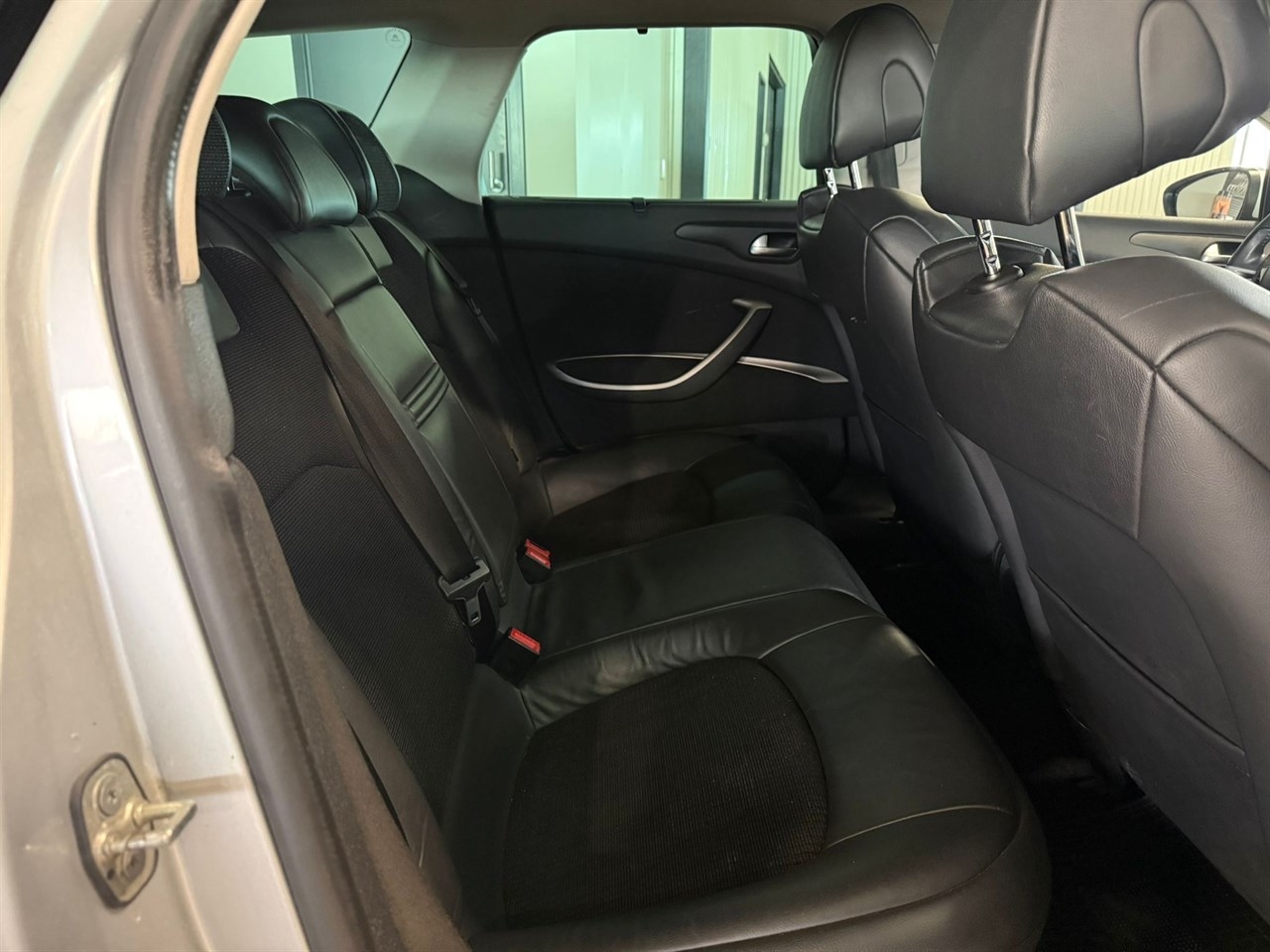 Citroen C5 Tourer 2.0 HDi Aut Drag 163hk 2010, bild 6/40