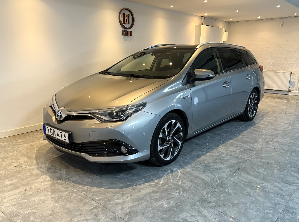 Toyota Auris Touring Sports Hybrid e-CVT Active Plus PANO 2-ÄGARE