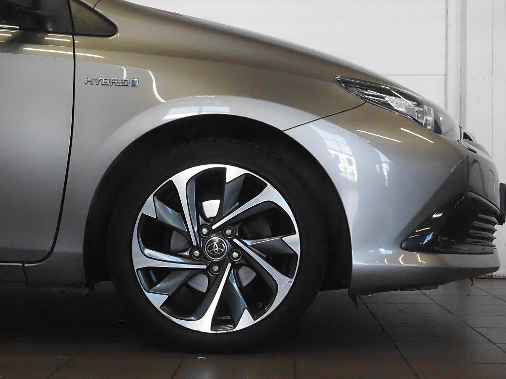 Toyota Auris Touring Sports Hybrid Active Plus 136hk | B-Kamera | 2016