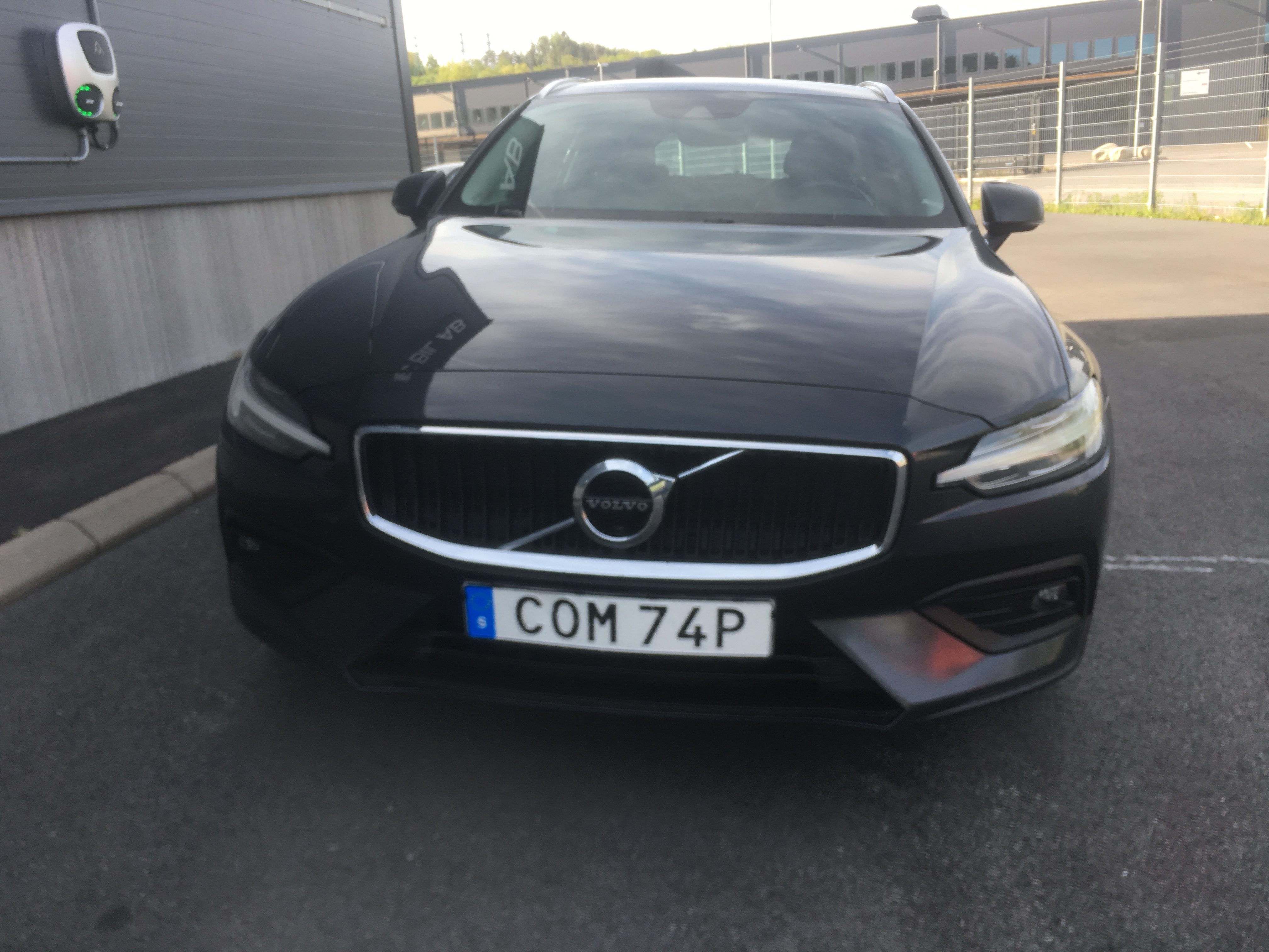Volvo V60 D4 Geartronic 2019, photo 2/42