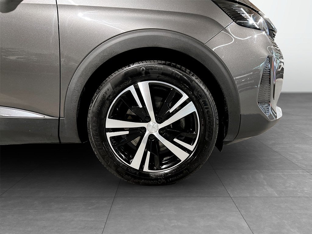 Bild på Peugeot 3008 GT Ultimate Hybrid4 300hk Aut AWD - skinn, Drag