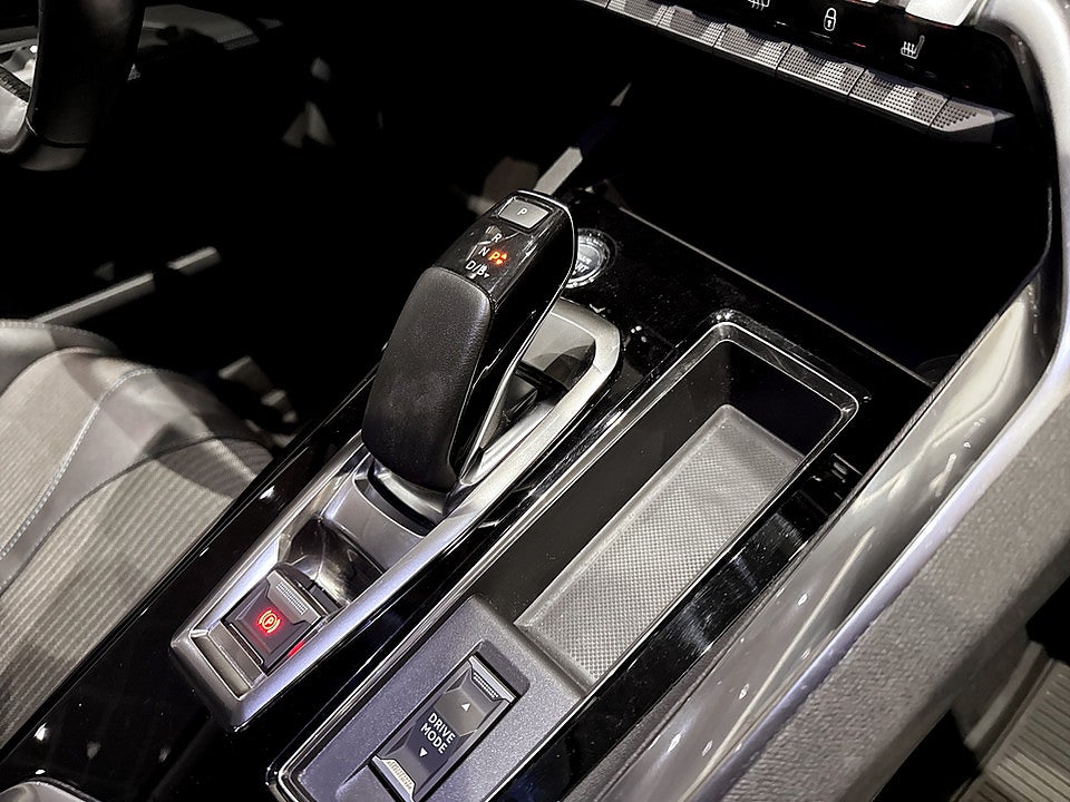 Bild på Peugeot 3008 Allure PHEV 225hk Aut B-KAMERA DRAG