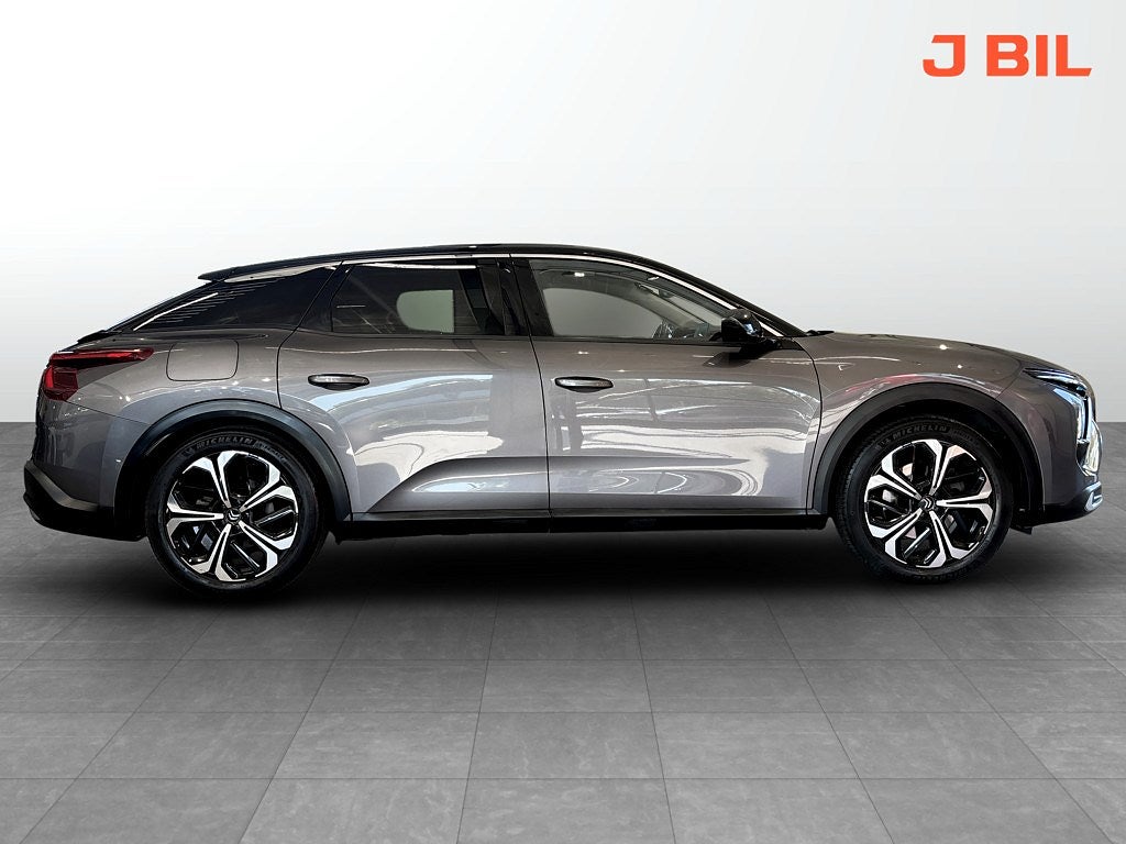 Bild på Citroën C5 X Shine Exclusive 1.6 PT 180hk Aut - PANO,360-KAMERA,DRAG