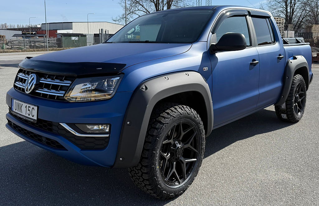 Volkswagen Amarok 3.0 V6 TDI BREDDAD / LUFTFJÄDRING / MATTLACK / MOMS