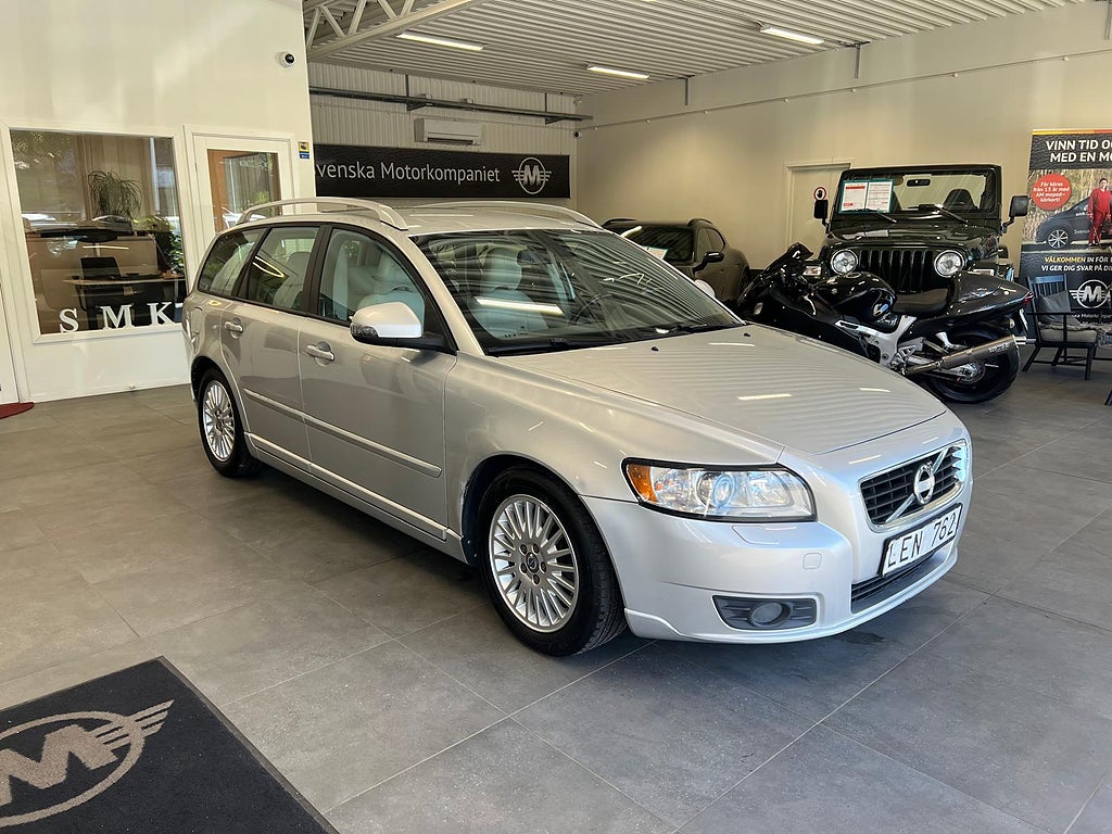 Volvo V50 D3 Geartronic Summum Xenon Drag Läder Elstolar