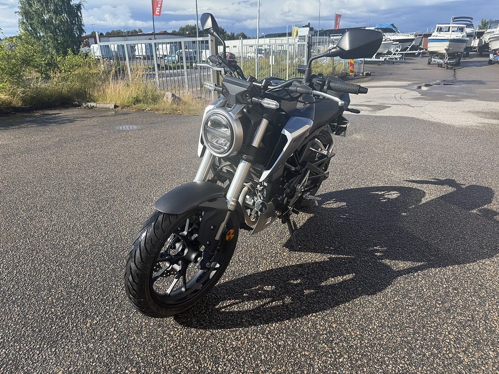 Honda Cb125r 2018 - miniatyr 8