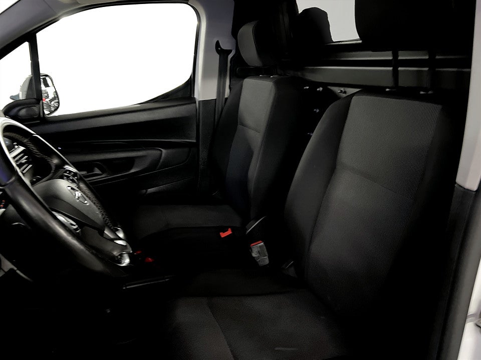 Bild på Opel Combo Business 1.5 BHDi 130hk Aut L2 DRAG B-KAMERA WEBASTO