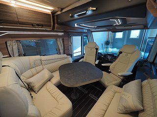 Husbil-integrerad Knaus Sun I 900 LEG 6 av 28