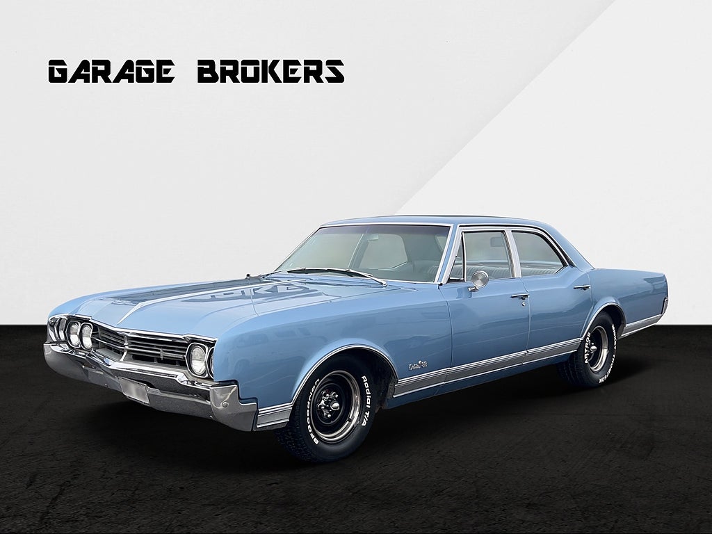 Oldsmobile Delta 88 Celebrity Sedan 7.0 V8 314hk 1966