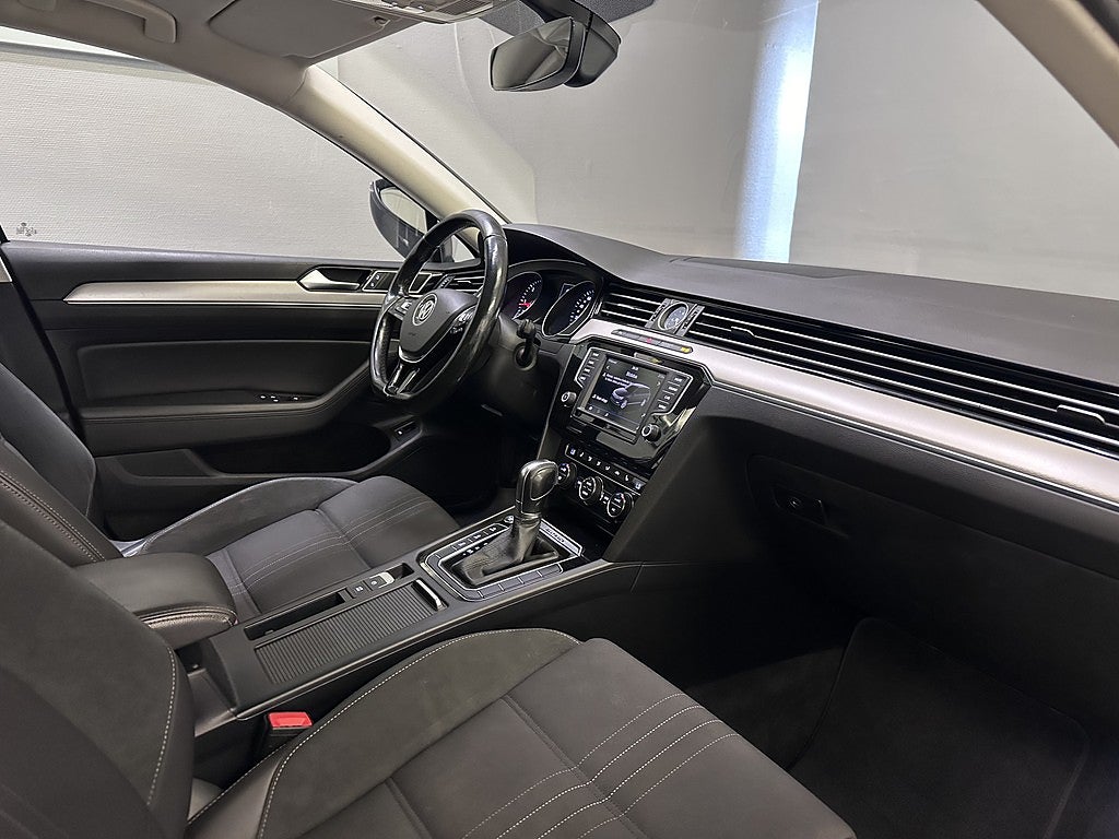 Volkswagen Passat Alltrack 2.0 TDI SCR 4Motion Alltrack Backkamera Drag Nykamrem