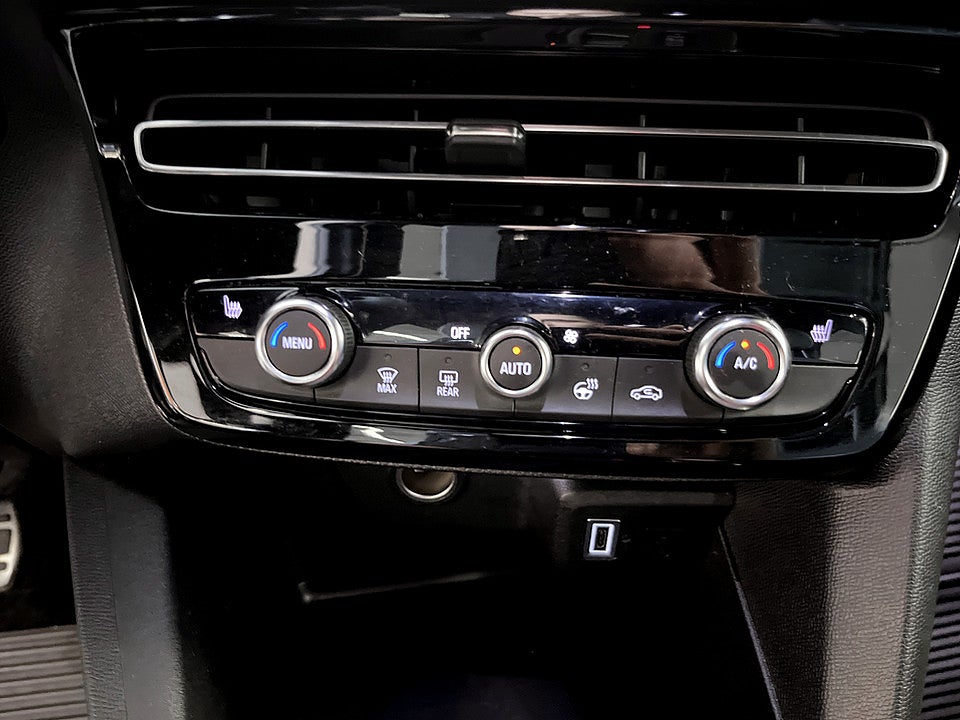 Bild på Opel Mokka GS Hybrid 1.2 Turbo 145hk Aut B-KAMERA CARPLAY