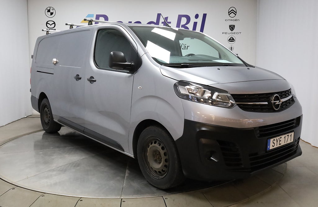 Opel Vivaro L3 Business 2.0L | Inredning | Dragkrok | Värmare | Moms | 