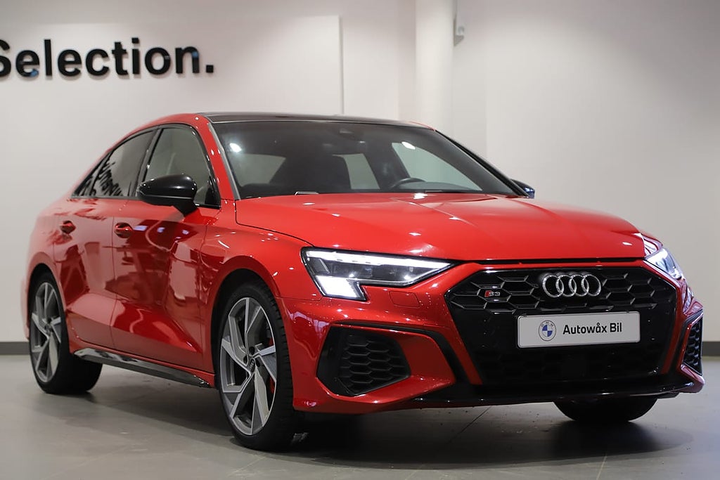 Audi S3 Sedan / Panorama / Bang Olufsen