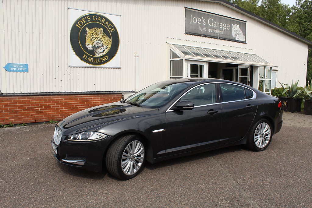 Jaguar XF 3.0 V6 kompressor, fin och påkostad, nyservad+nybes