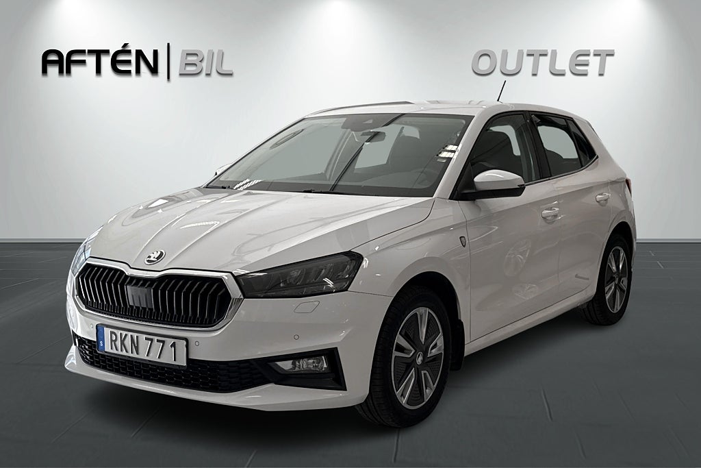 Skoda Fabia 1.0 TSI 110hk M-Värmare Backkamera Keyless Rattvärme 