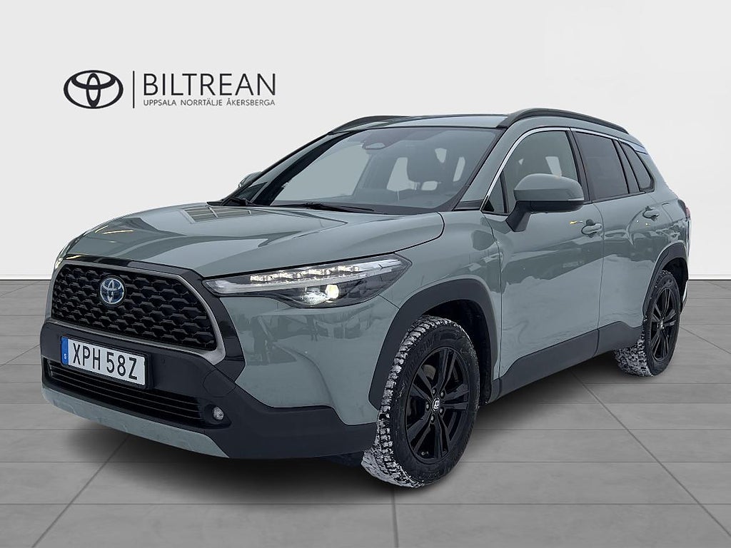 Toyota Corolla Cross 2.0 Hybrid AWD Style Pluspaket V-hjul Dragkrok