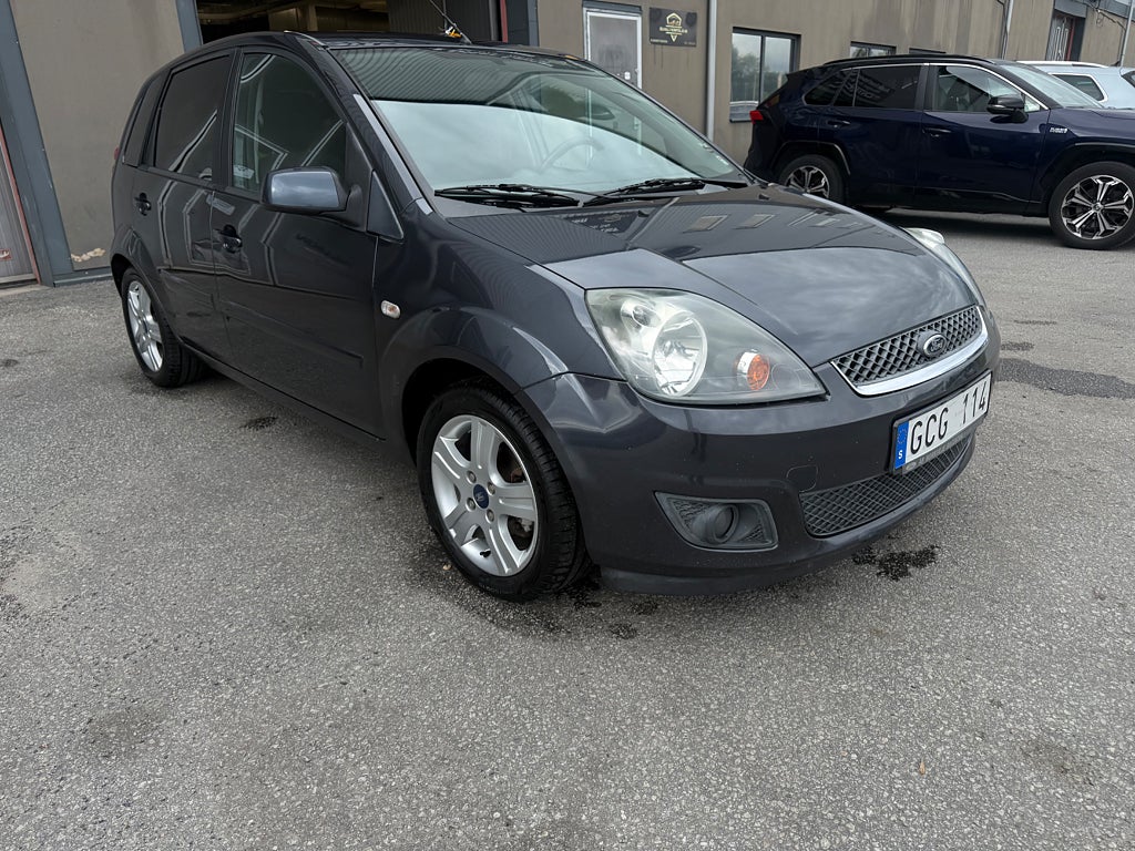 Ford Fiesta 5-dörrar 1.4 Select, Nybesiktigad,Nyservad 