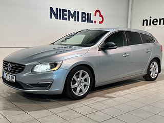 Volvo V60 D5 AWD Geartronic Summum Drag Dvärm VoC Skinn SoV