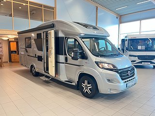Husbil-halvintegrerad Adria CORAL SUPREME 670 SLT 3 av 29