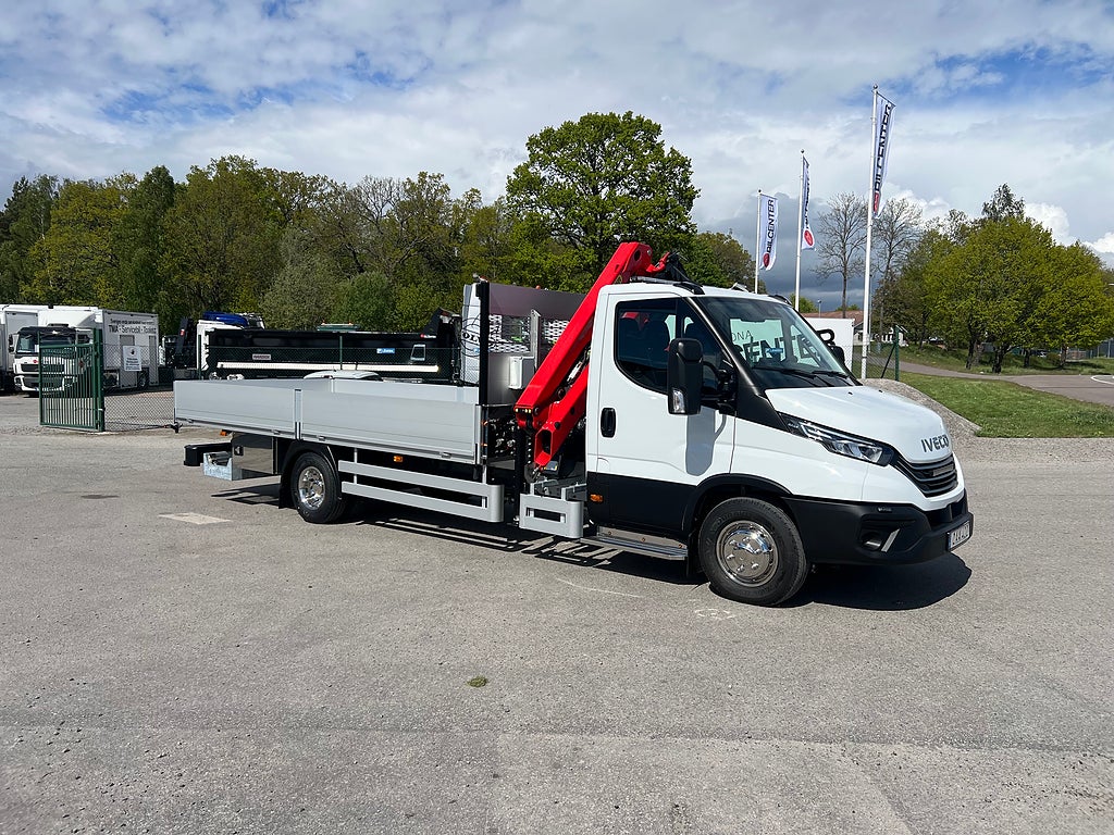 Iveco Daily 72C18 A8 Kranbil Palfinger Kran Fullutrustad