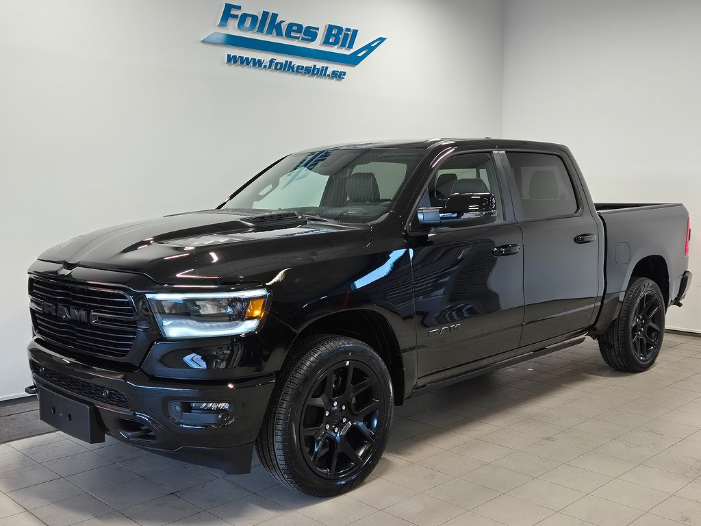 Dodge RAM 1500 Laramie Night Edition Premium 5.7L V8 HEMI