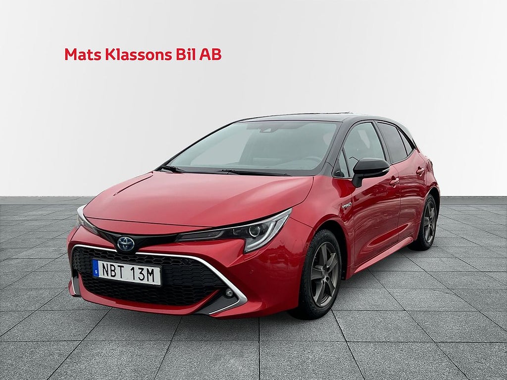 Toyota Corolla Hybrid 1.8 5D Executive Dragkrok, Vinterhjul