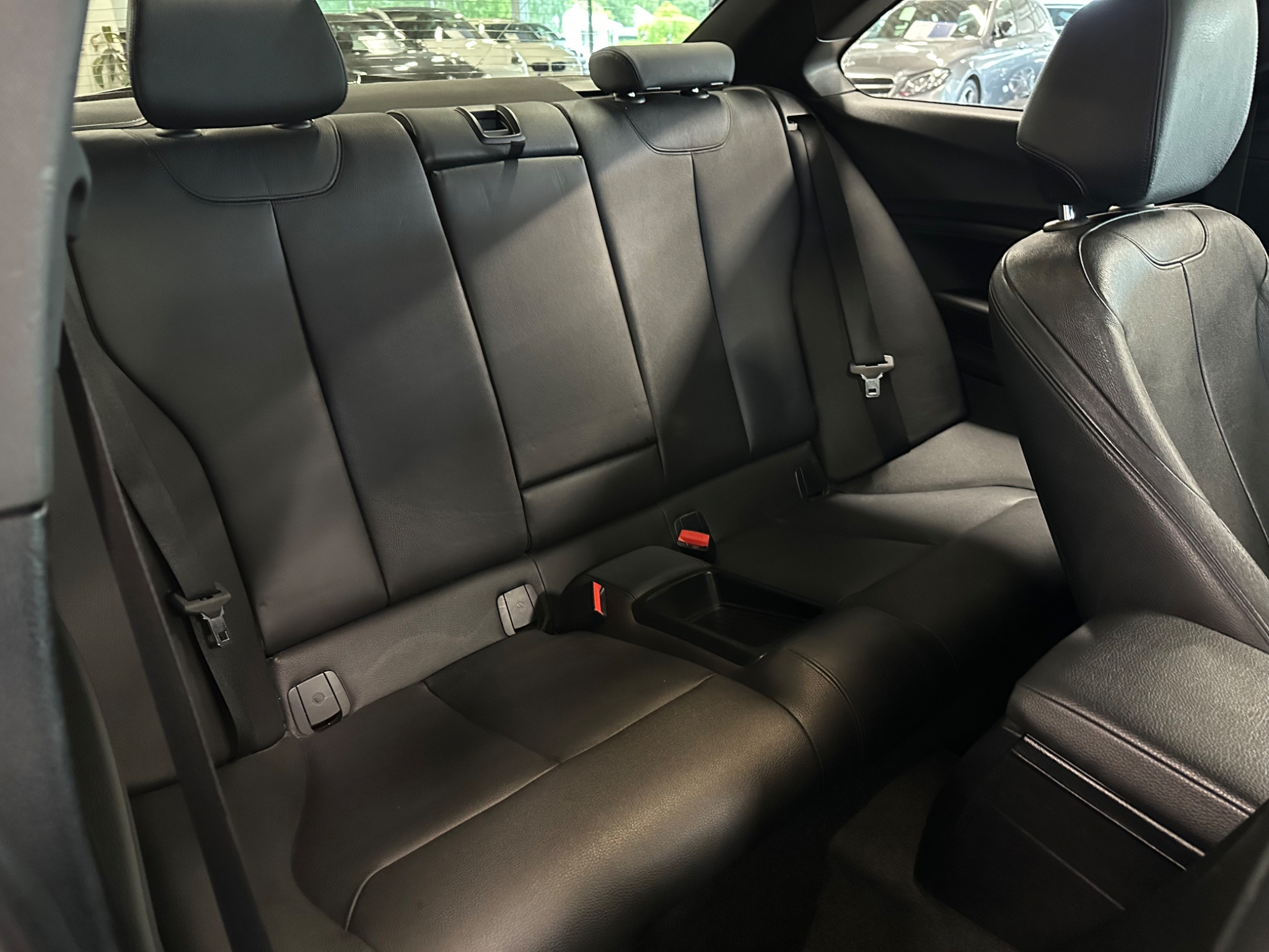 BMW M235i xDrive Coupé Taklucka 2016, bild 6/40